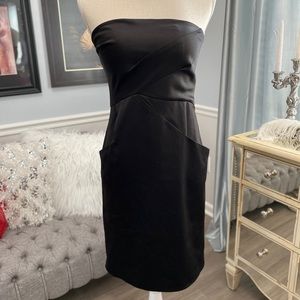 BCBG little black strapless dress 🖤